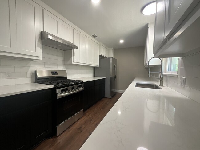 Building Photo - 261 Bois D Arc St