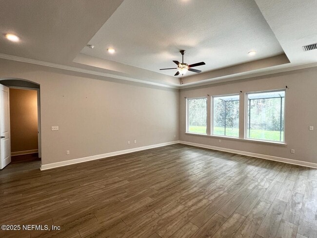 Building Photo - 121 Oxford Estates Way