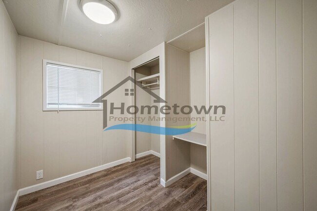Building Photo - Very Nice 2 Bed 1 Bath Single Wide Mobile in Downtown Hayden!