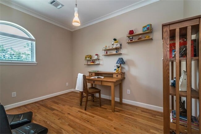 Building Photo - 15306 Coastal Oak Ct
