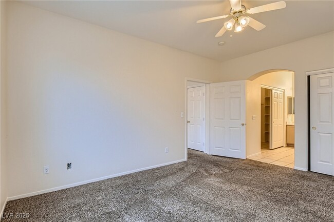 Building Photo - 8804 Crooked Shell Ave
