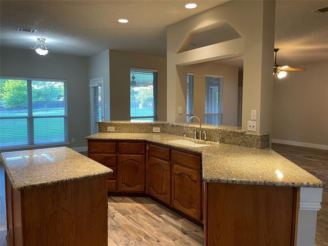 Building Photo - 1614 N Timber Brook Dr