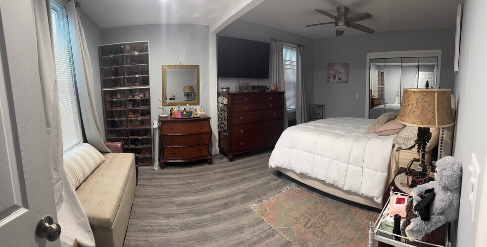 Building Photo - 110 Broadway