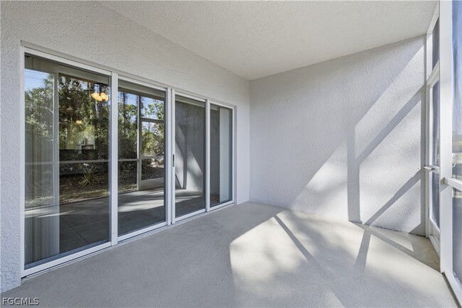 Building Photo - 7823 Regal Heron Cir