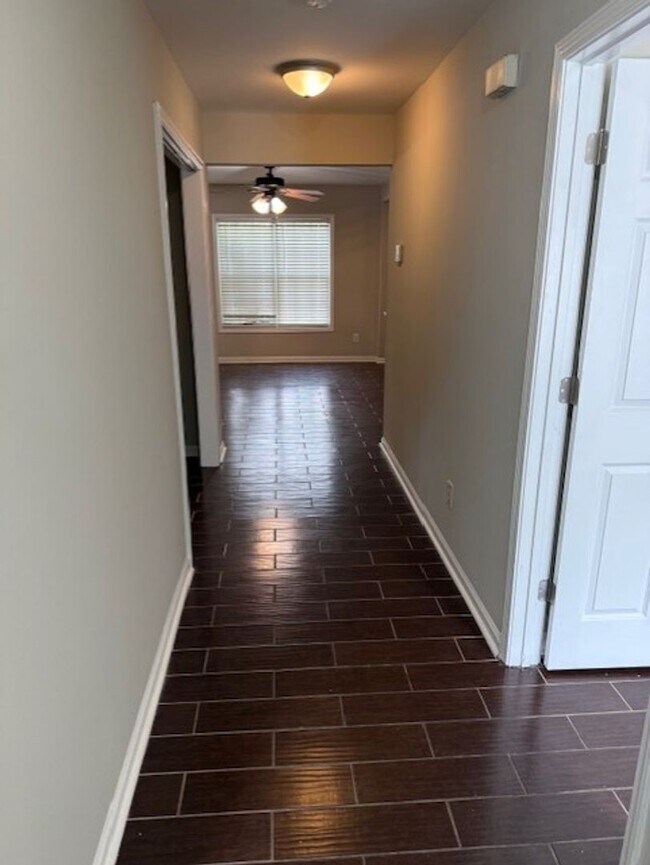 Building Photo - Available Now! MUST SEE!