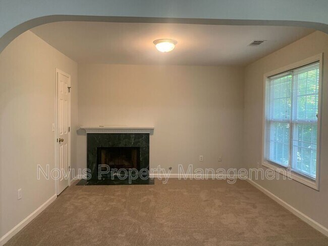 Building Photo - 7439 Mason Falls Dr