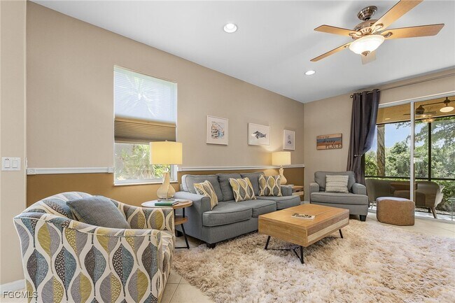Building Photo - 3240 Cottonwood Bend
