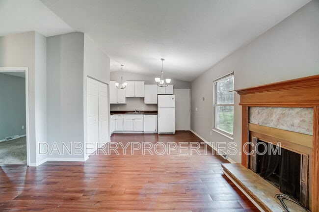 Building Photo - 3629 Turret Green Dr