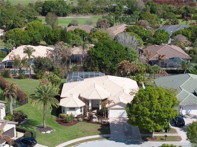 Building Photo - 2529 SW Park Meadows Trail