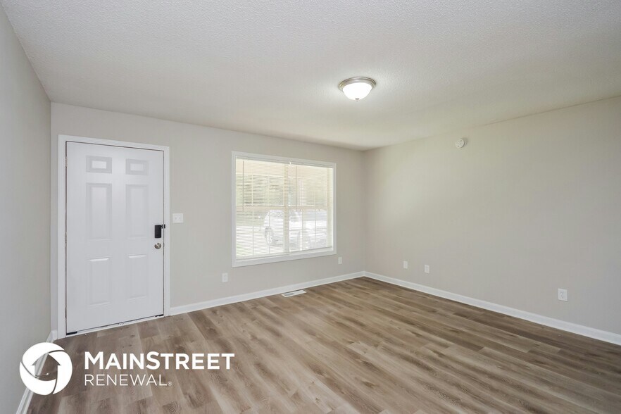 Building Photo - 10106 Stone St NW