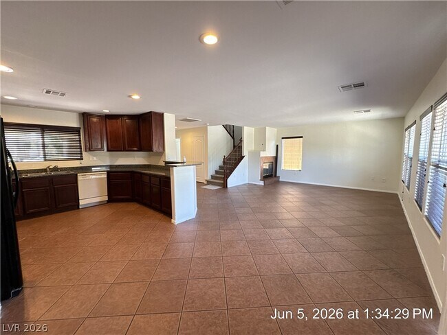Building Photo - 2616 Courlan Dr