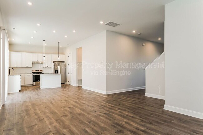 Building Photo - 360 Murray Grey Ln