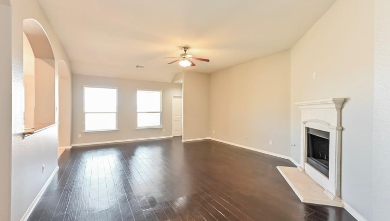 Building Photo - 54114 Roundtable Dr