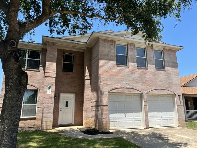 Building Photo - 14304 Sarah Ann Dr