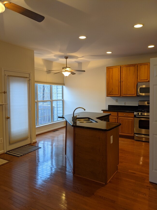 Building Photo - 11817 Limoux Pl