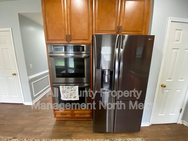 Building Photo - 2758 Adair Trl