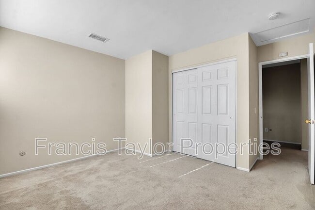 Building Photo - 2053 Habero Dr