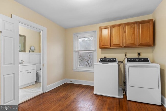 Building Photo - 134 Plant Ave