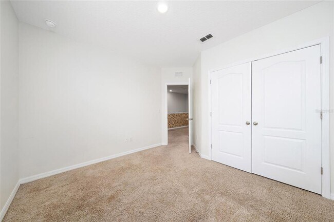 Building Photo - 9052 Wildflower Ln