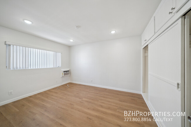 Building Photo - Brand New Renovated 1Bedroom 1Bathroom In ...