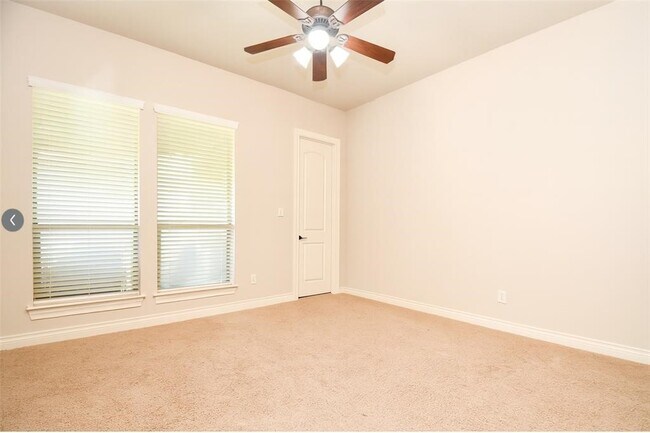 Building Photo - 8706 Stowe Creek Ln