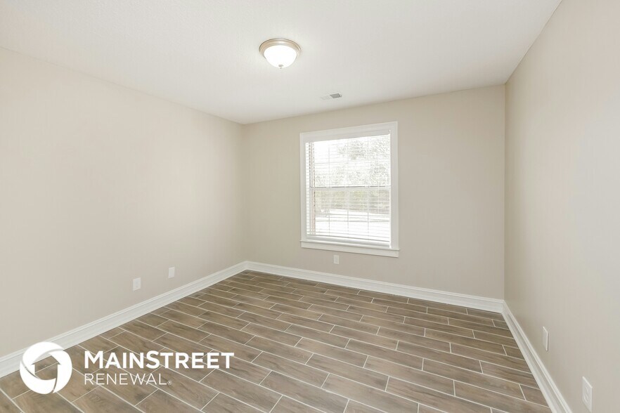 Building Photo - 40 Prestwick Dr