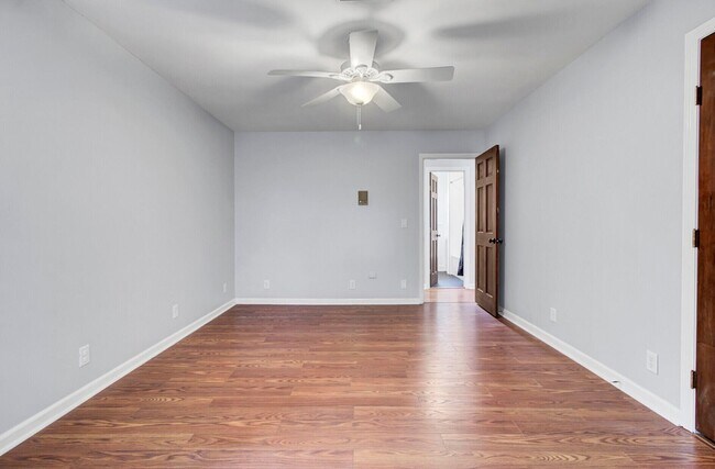 Building Photo - 8000 Eberly Ave