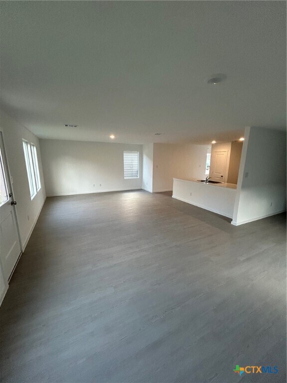 Building Photo - 1605 Pile Trl