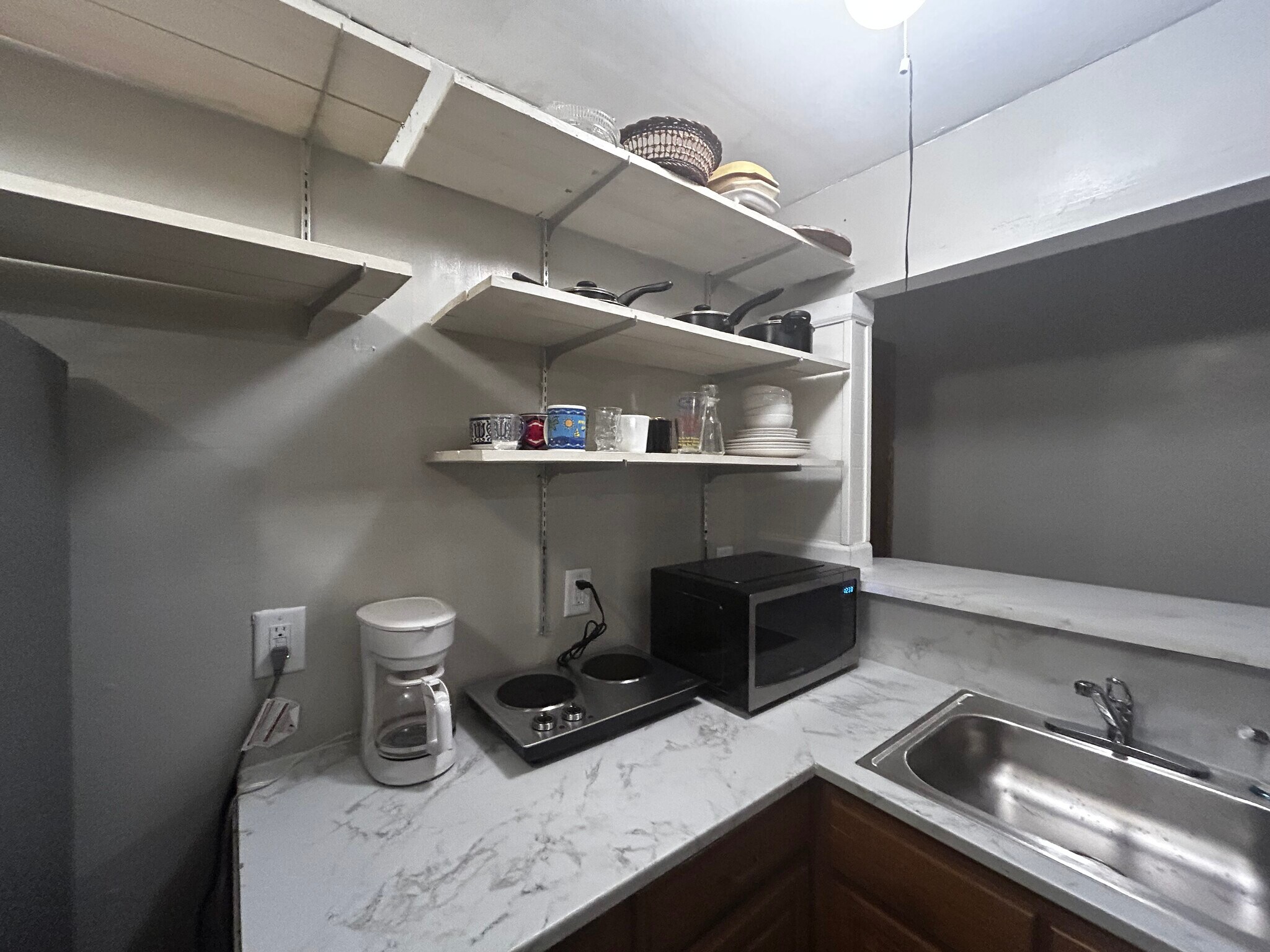 Building Photo - 2063 Newhaven Dr
