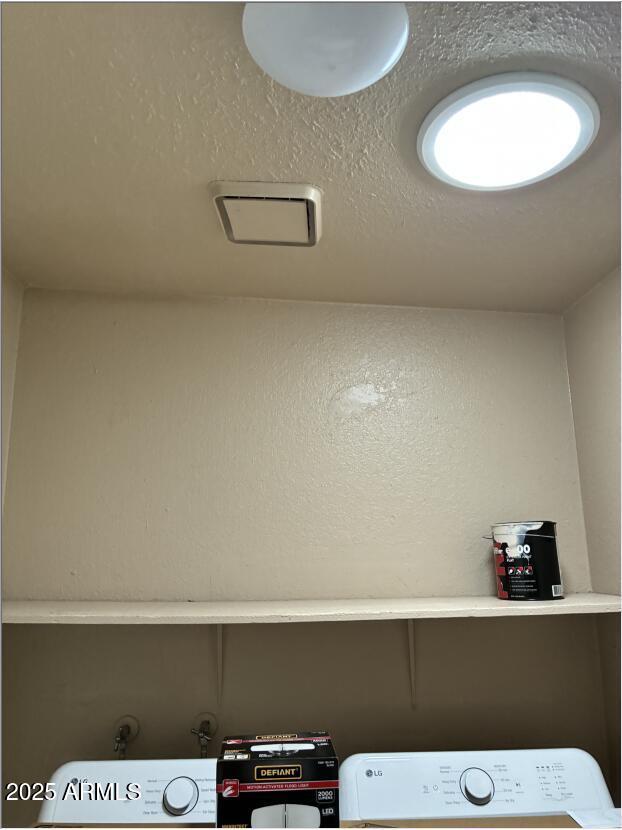 Building Photo - 157 W Inglewood St