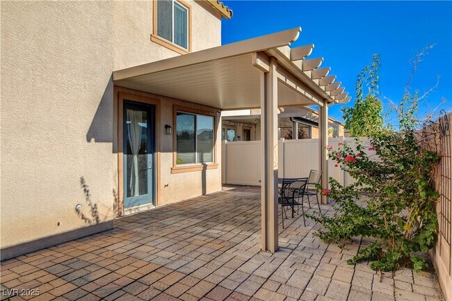 Building Photo - 5337 Brazelton St