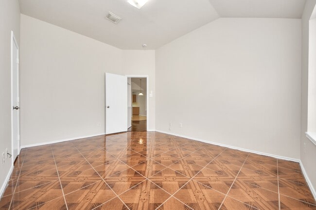 Building Photo - 12426 Magnolia Canyon