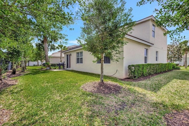 Building Photo - 92 Palmetto Ln