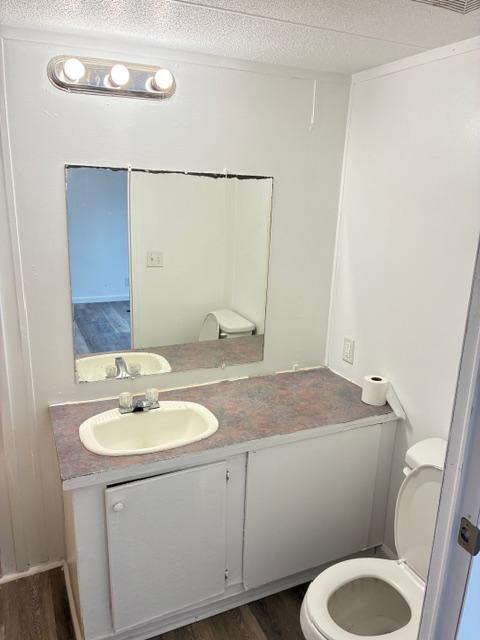 Building Photo - 2323 Wysteria Ln