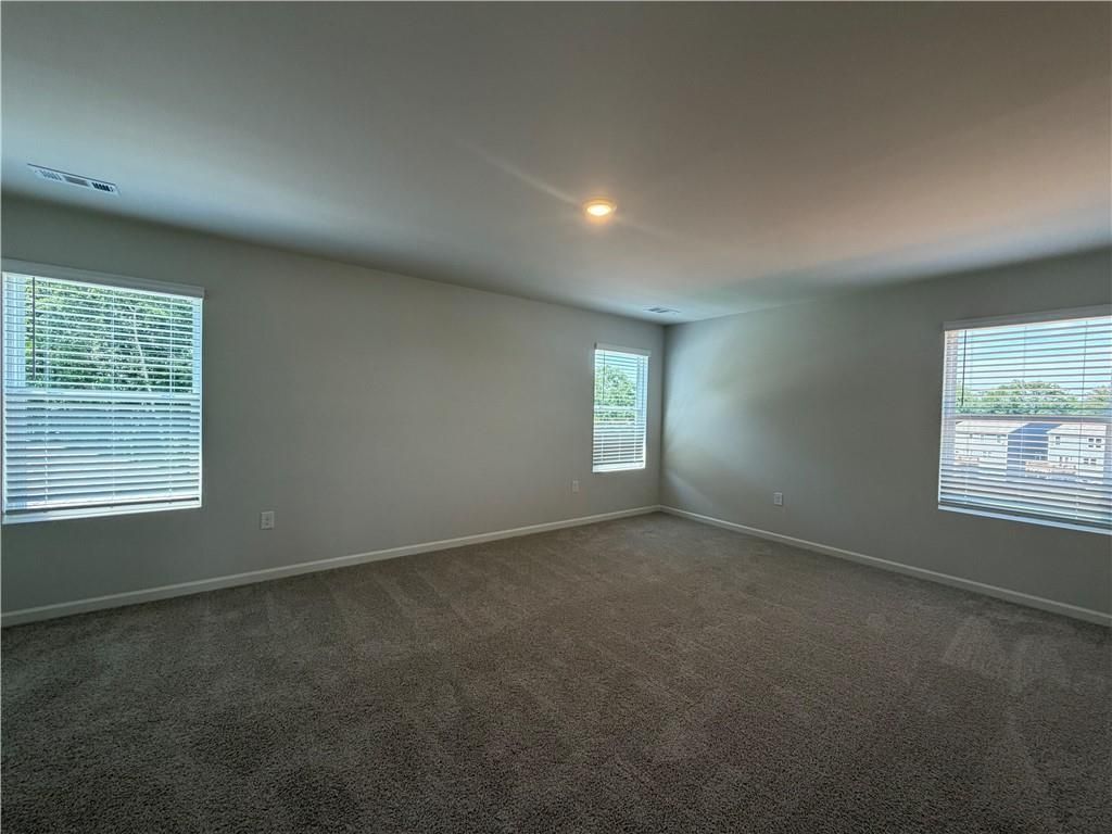 Building Photo - 178 King Vlg