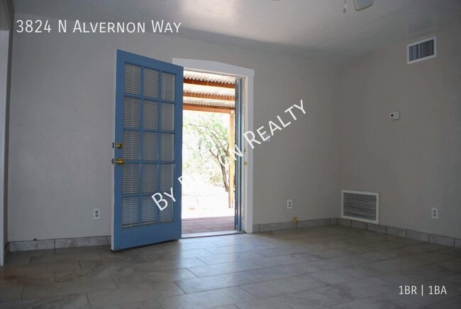 Building Photo - Catalina Foothills 1 Bed 1 Bath Stand Alon...