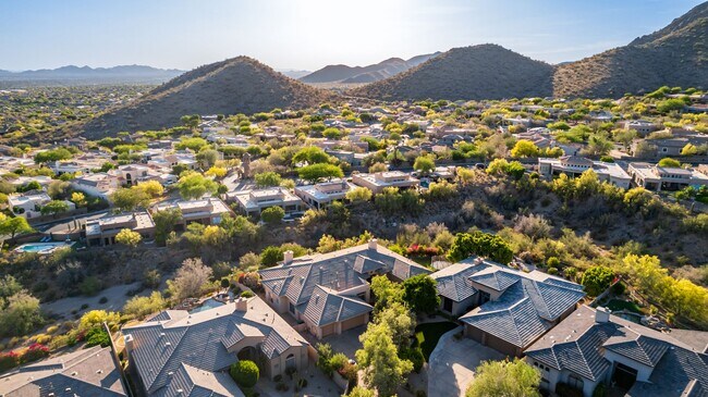 Building Photo - Available June 1st 2026 - Exclusive Gated Scottsdale Mountain Ranch Home