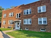 Building Photo - 121 E Arcadia Ave