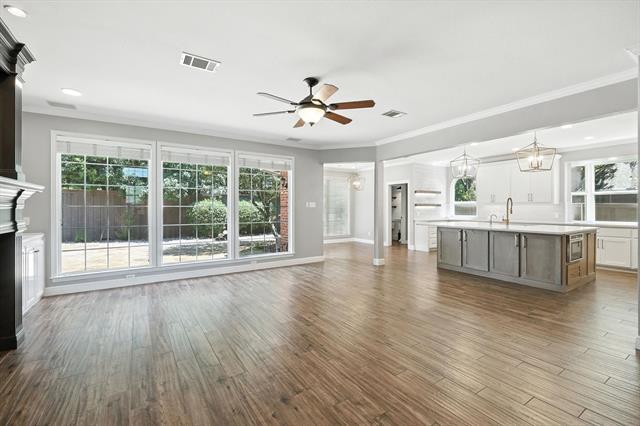Building Photo - 335 Highland Oaks Cir