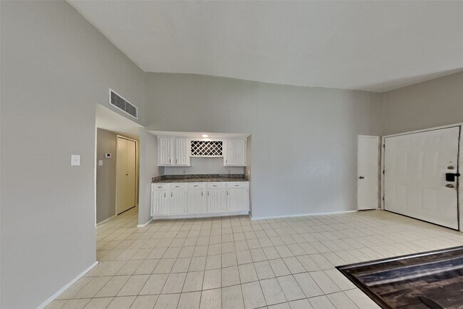 Building Photo - 5211 Girnigoe Dr