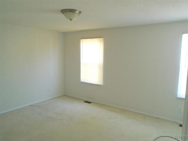 Building Photo - 940 Silverlink Dr