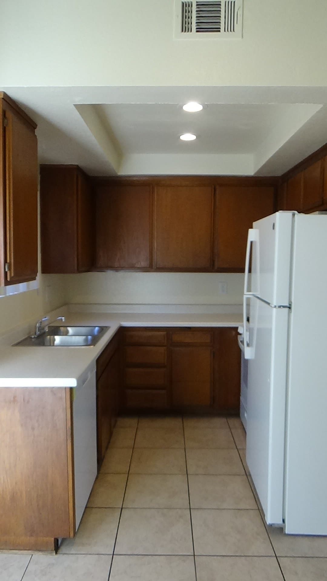 Kitchen 1 - 725 Summerwood Ln