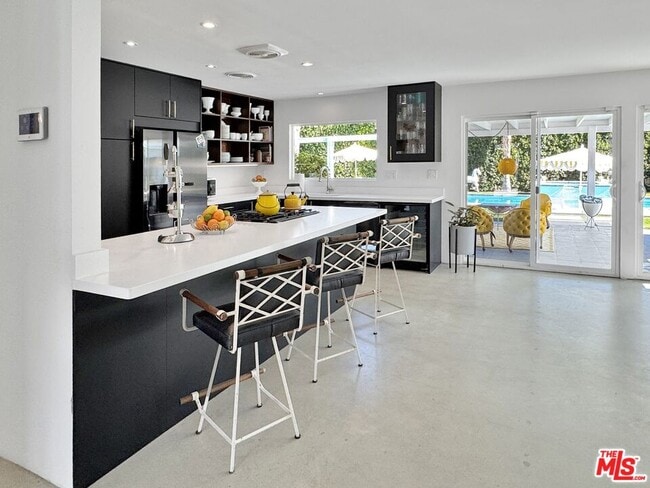 Building Photo - 2235 E Paseo Gracia