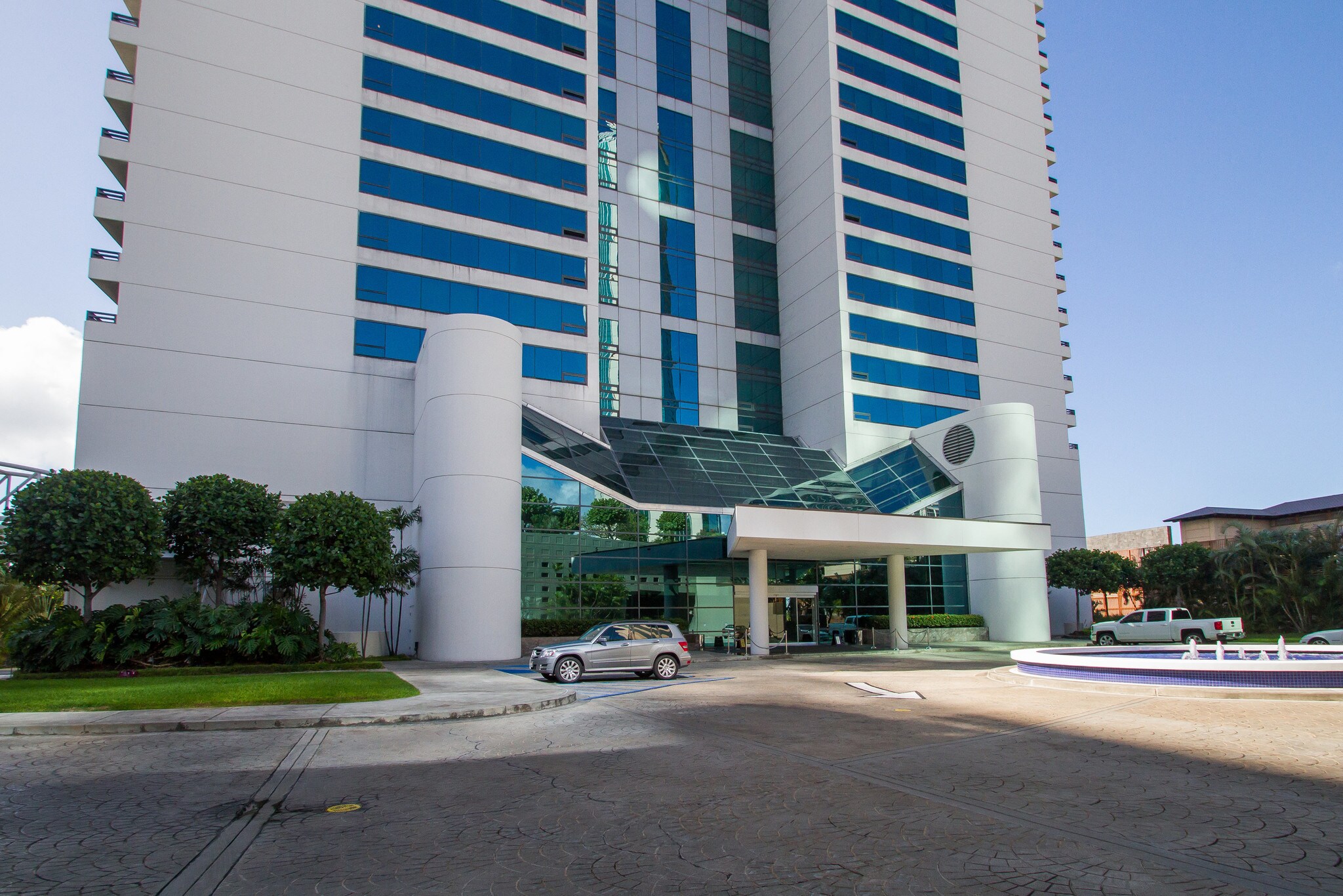 Building Photo - 1330 Ala Moana Blvd