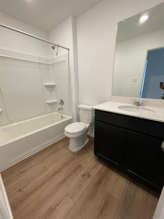 Building Photo - 428 Bass Dr