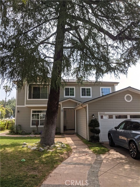Building Photo - 4634 La Canada Blvd