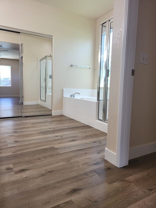 Building Photo - 25375 Forest Wood Cir