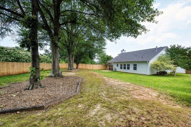 Building Photo - 17 Woolridge Way