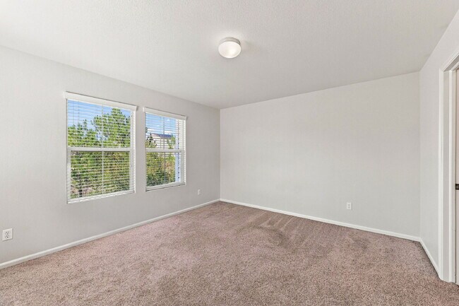 Building Photo - $2,040.95 with $300 Off the first month's rent - 2 Beds, 2.5 Baths, Townhome in Fountain with 2-C...