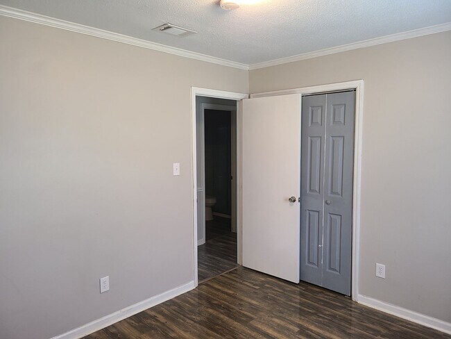 Building Photo - 3 bedroom, 2 bath unfurnished home  - Sneads Ferry